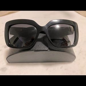 Prada sunglasses. Polarized. Black.